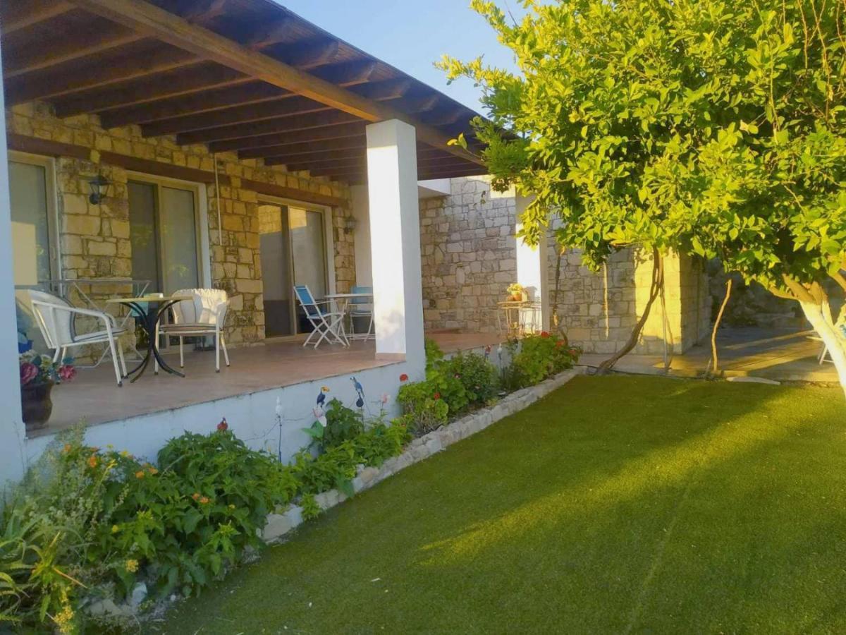 Rustic Village Retreat Amargeti Bagian luar foto