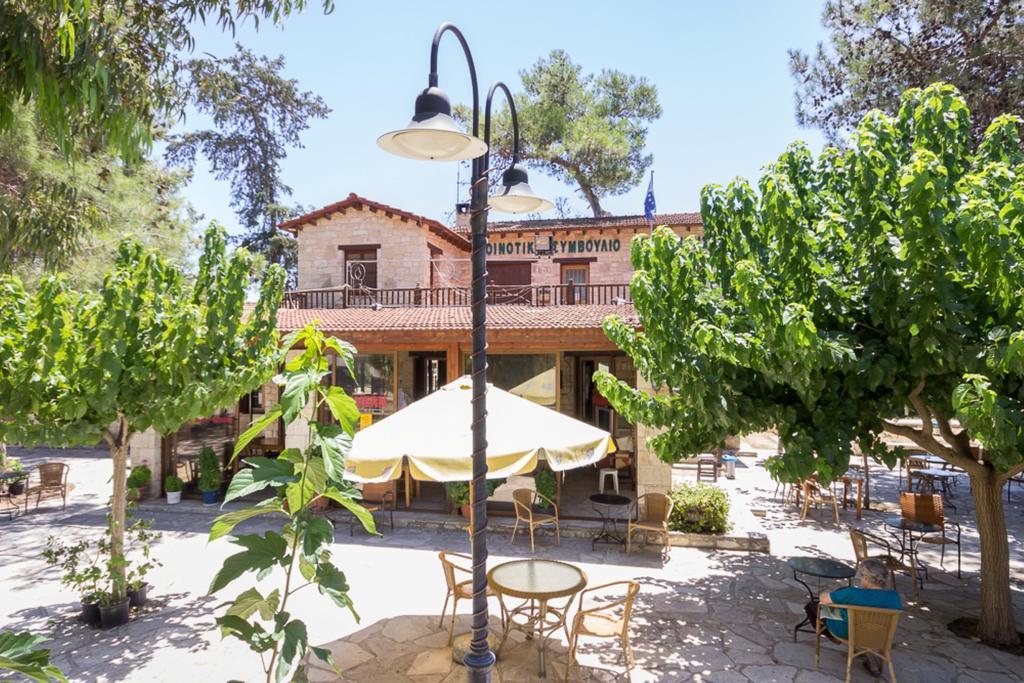 Rustic Village Retreat Amargeti Bagian luar foto